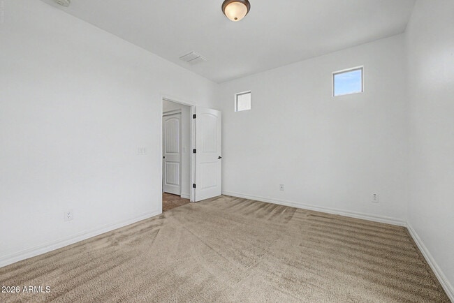 Building Photo - 56 W Lynx Way
