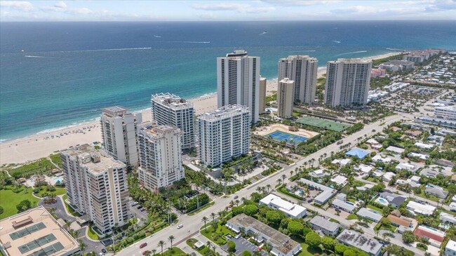 Building Photo - 3100 N Ocean Dr