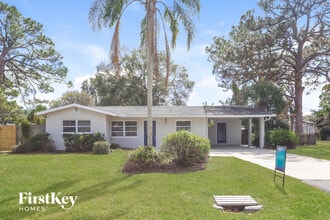 Building Photo - 75 Lakeview Ln