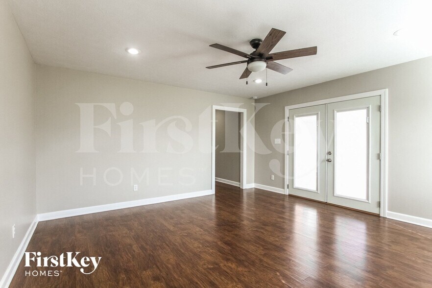 Building Photo - 6775 Anna Ct