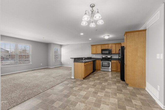 Building Photo - 13165 Turnberry