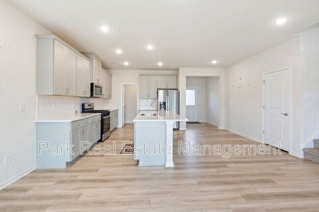 Building Photo - 7010 Shale Loop