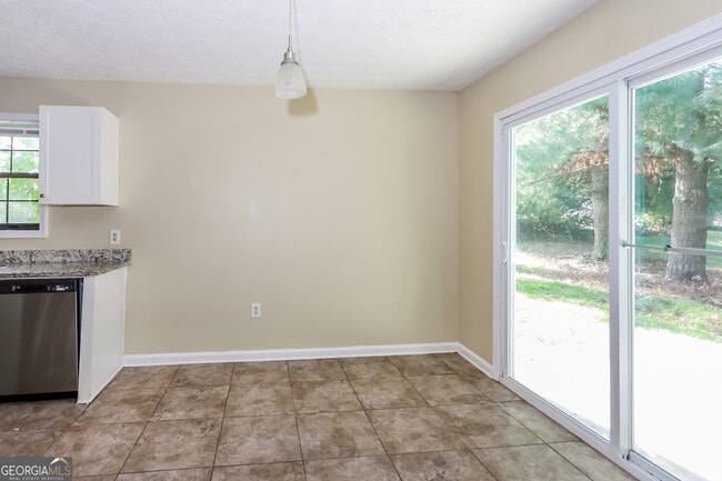 Building Photo - 9415 Haley Ct