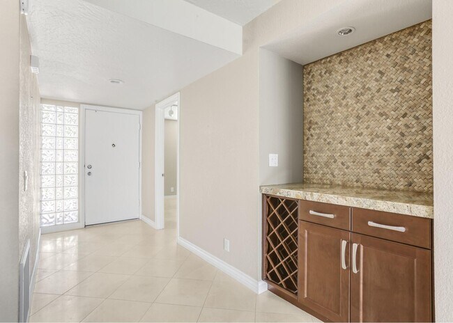 Building Photo - 46305 Portola Ave