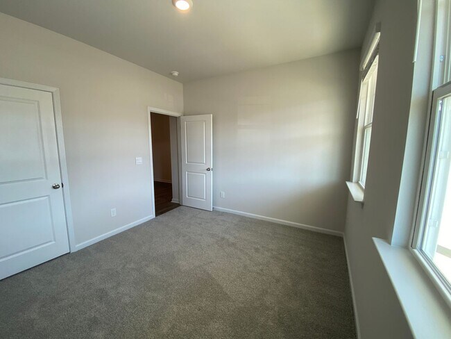 Building Photo - Brand new construction home in the desirable Brunswick Forest subdivision