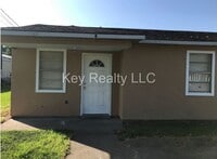 Building Photo - 413 - A Hickory - Wardville