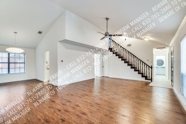 Building Photo - 3924 Coronado Dr