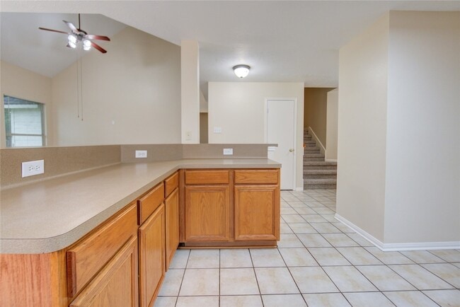 Building Photo - 3719 Cane Lake Dr