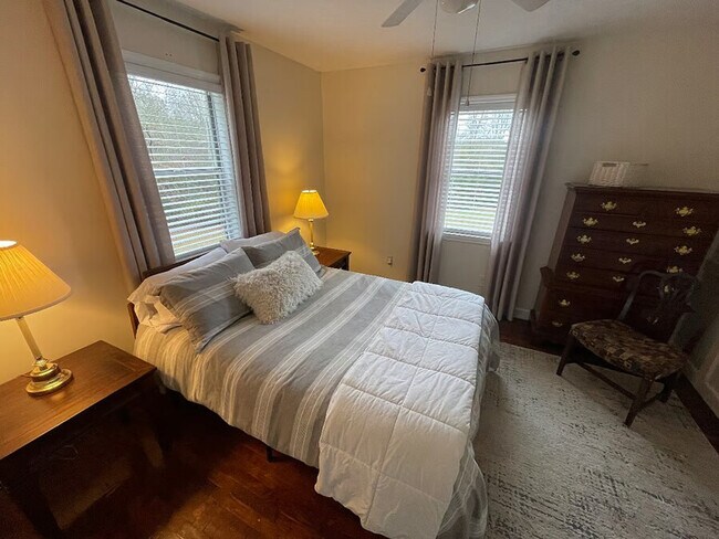 Building Photo - 161 Calhoun Rd