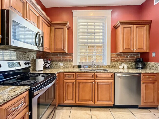 Building Photo - 209 W Bolton St