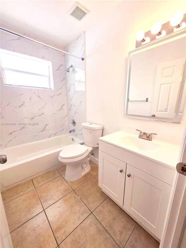 Building Photo - 2309 Liberty St