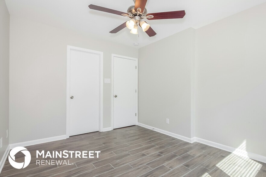 Building Photo - 4544 Stone Mountain Dr