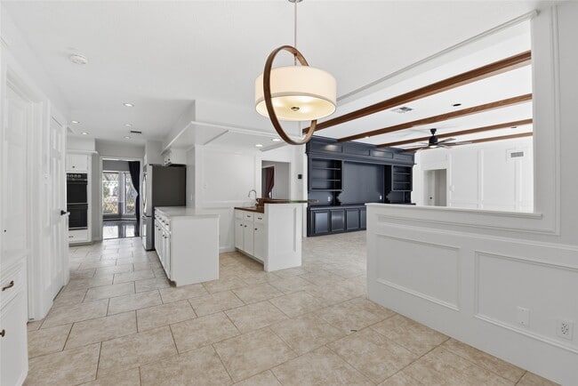 Building Photo - 3718 Wildwood Ridge Dr