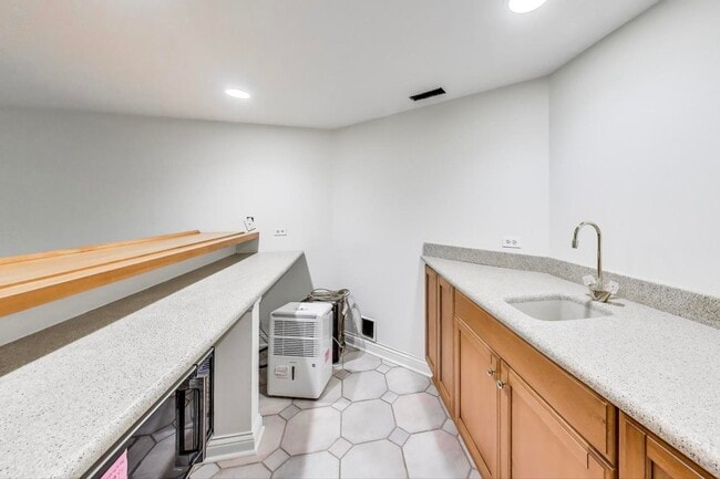 Building Photo - 1620 Timber Woods Ln