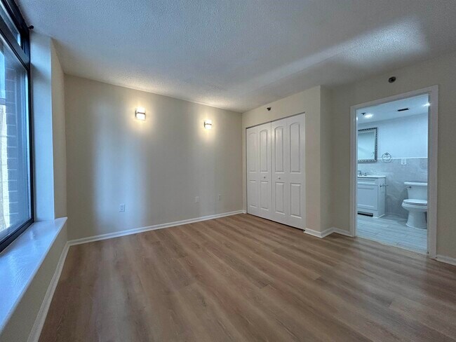 Building Photo - 759 2nd St
