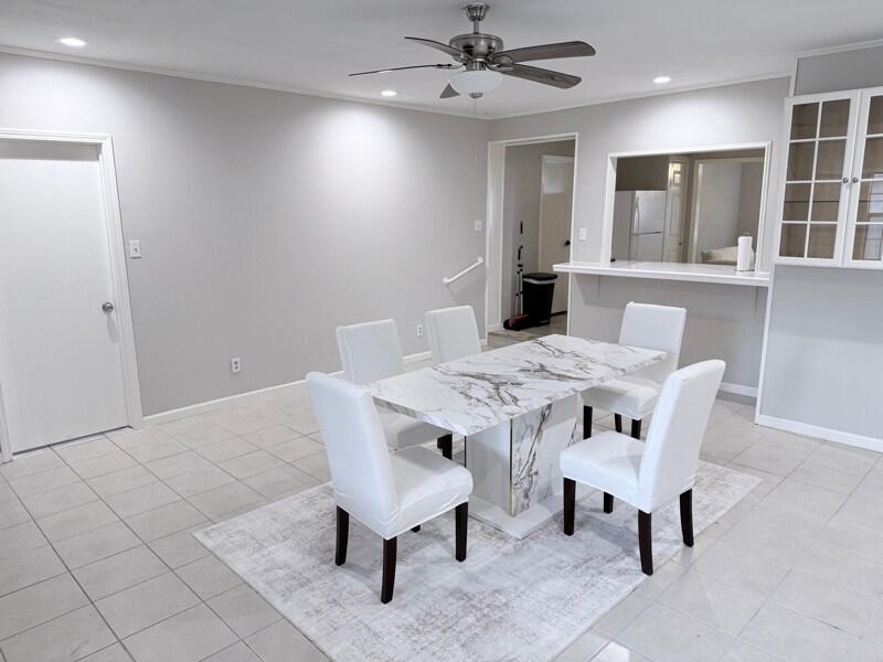 Building Photo - 7418 Oscar Dr