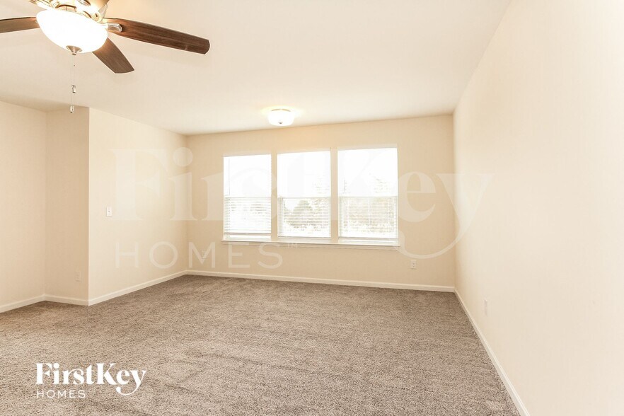 Building Photo - 217 Fesperman Cir