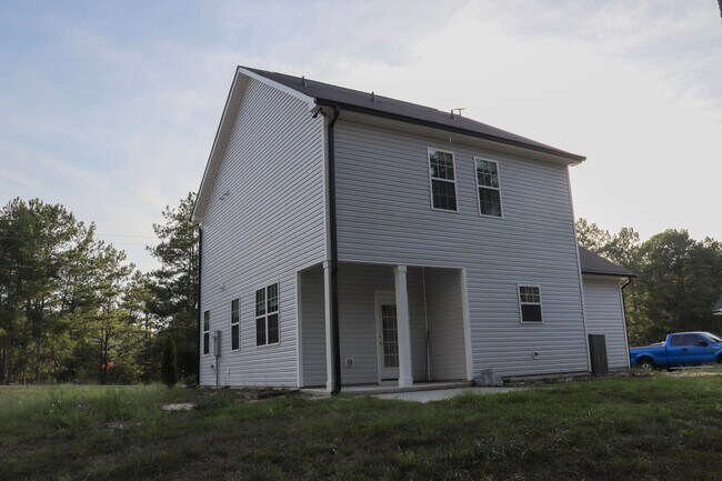 Building Photo - 772 Roberts Rd