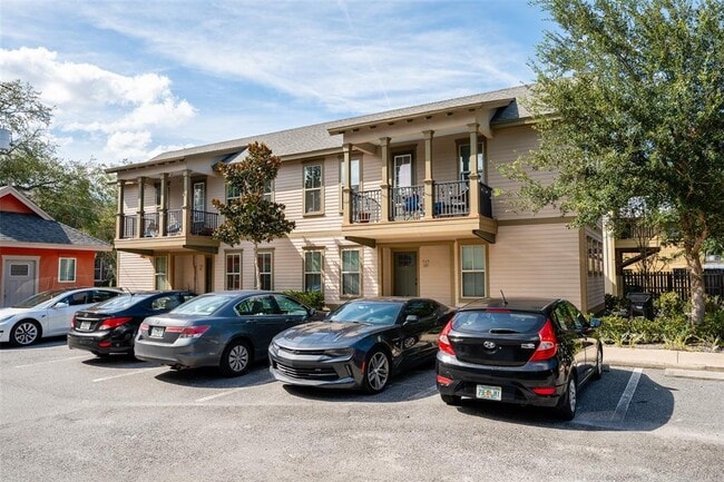 Building Photo - 711 NW 10th St