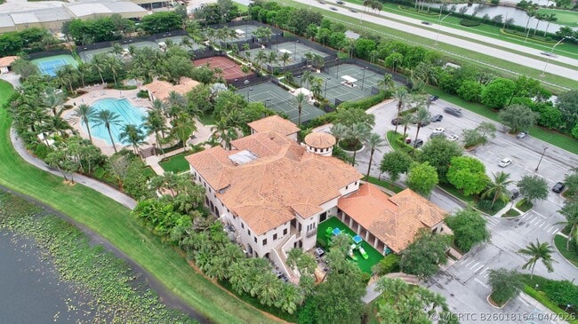 Building Photo - 17739 Lake Azure Way