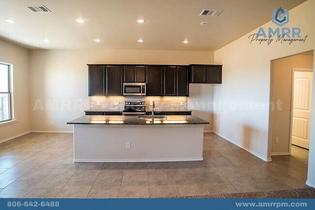 Building Photo - Rare 3 Bedroom In Greenland ISD!