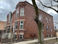 Building Photo - 6402 S Eberhart Ave