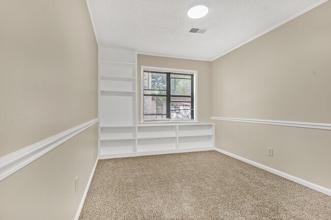 Building Photo - 1838 Quail Park Cir