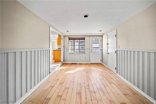 Building Photo - 21516 Halworth Rd