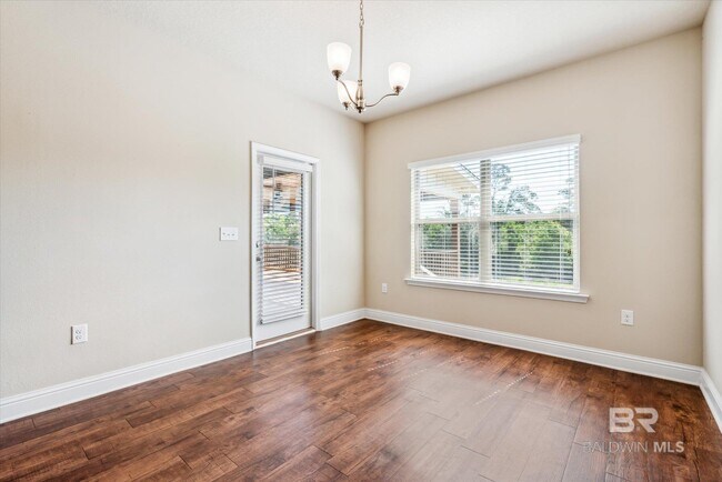 Building Photo - 13149 Kinlock Falls Ave