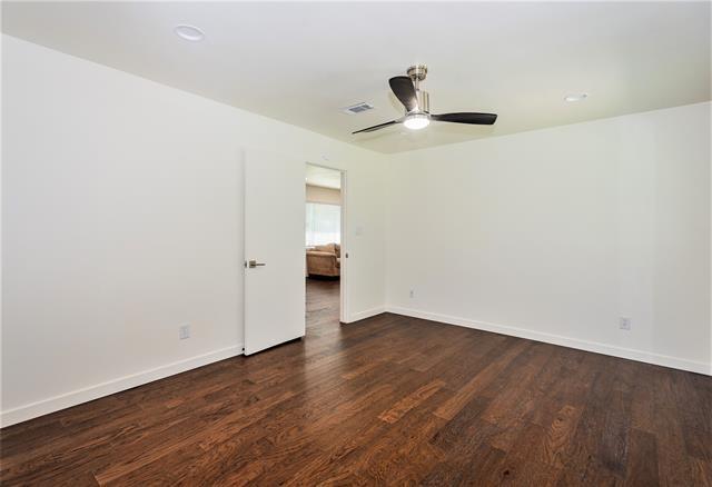 Building Photo - 206 S Dorothy Dr