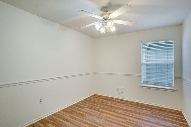 Building Photo - 1505 Strickland Dr