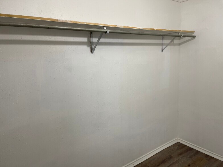 Building Photo - 1972 Colorado Ave