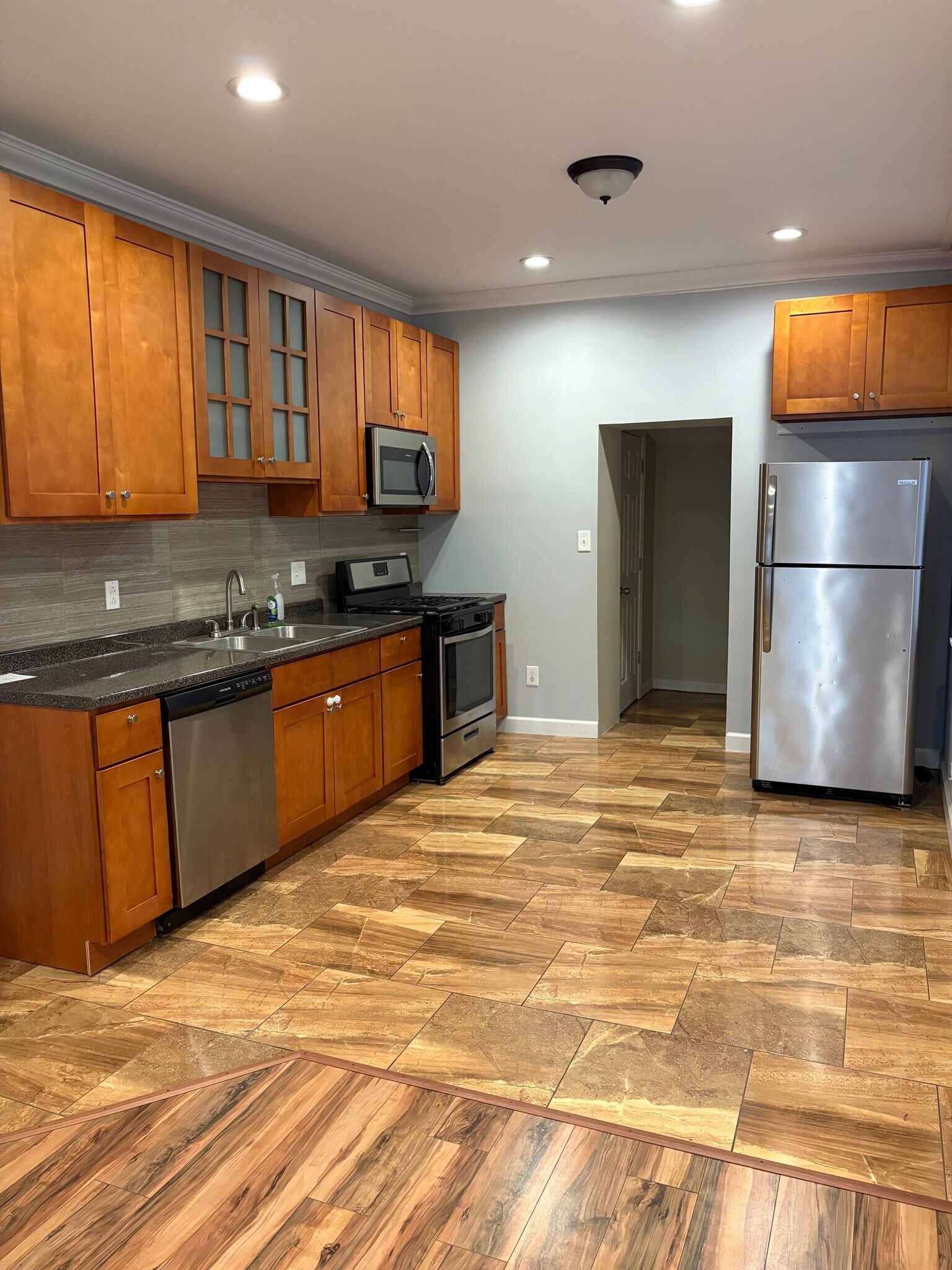 Kitchen - 1624 N Felton St