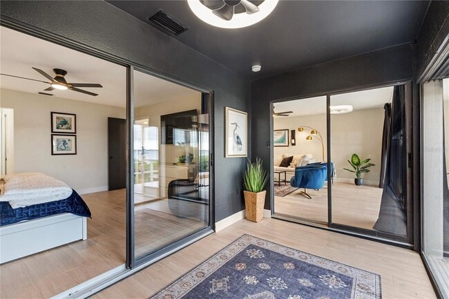 Building Photo - 3887 Catalina Dr