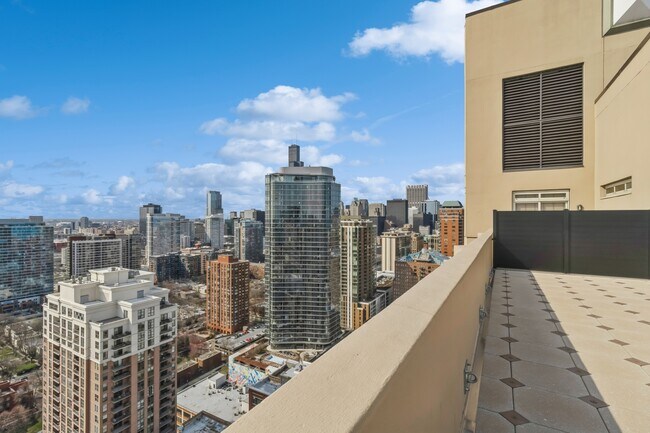 Building Photo - 1111 S Wabash Ave