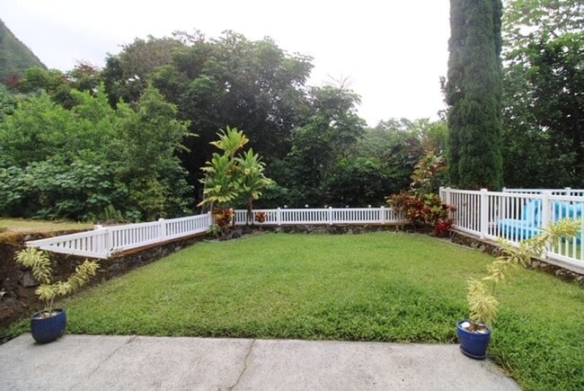 Building Photo - Beautiful 3 Bedroom 2.5 Bath house in Gate...