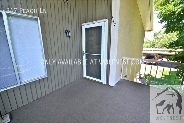 Building Photo - Beautiful 2 Bed Bountiful Condo! No Deposi...