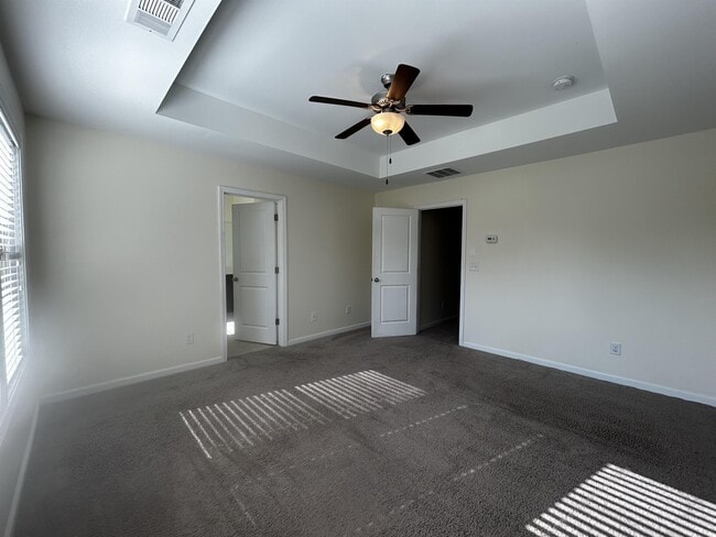 Building Photo - 1047 Haley Woods Ct