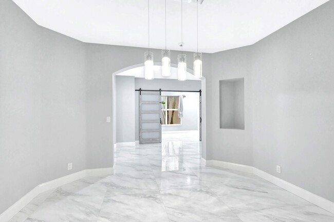 Building Photo - 6453 Paradise Cove