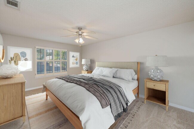 Building Photo - 546 Tikell Dr