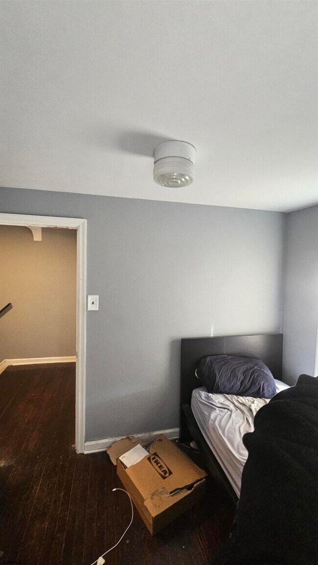 Building Photo - 130 Wilmer St