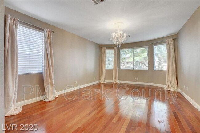 Building Photo - 2770 Sweet Willow Ln