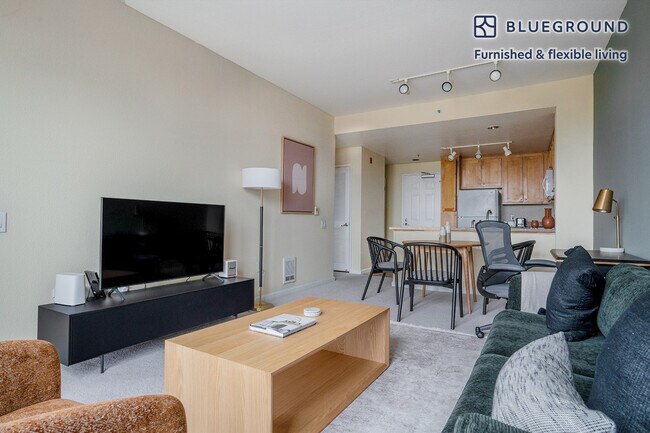 Building Photo - 1000 National Ave