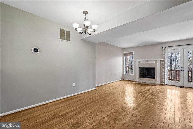 Building Photo - 2002 Derby Ridge Ln