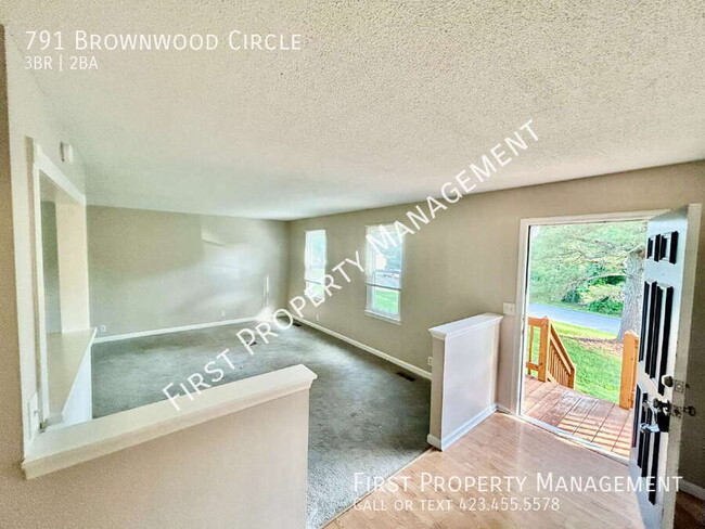 Building Photo - 791 Brownwood Cir