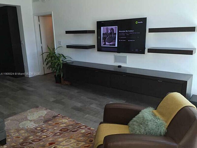 Building Photo - 244 Biscayne Blvd