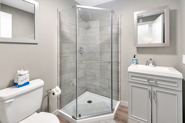 Building Photo - 1679 Tampa Rd