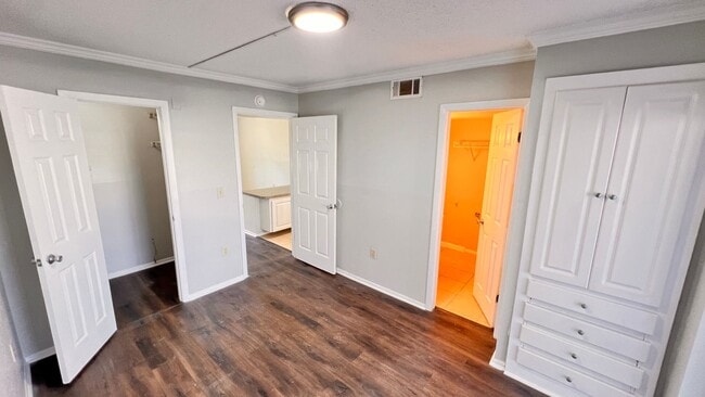 Building Photo - Altamonte Springs Apartment Coming SOON!