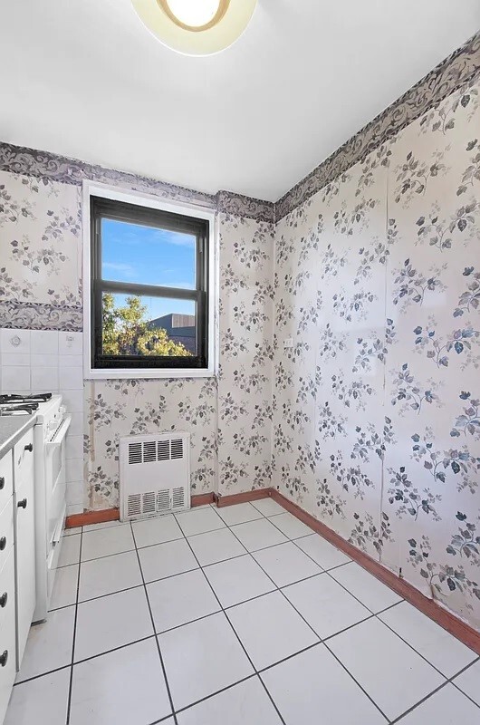 Primary Photo - 139-15 83rd Ave