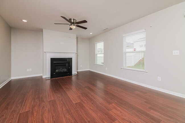 Building Photo - 232 Pamlico Dr